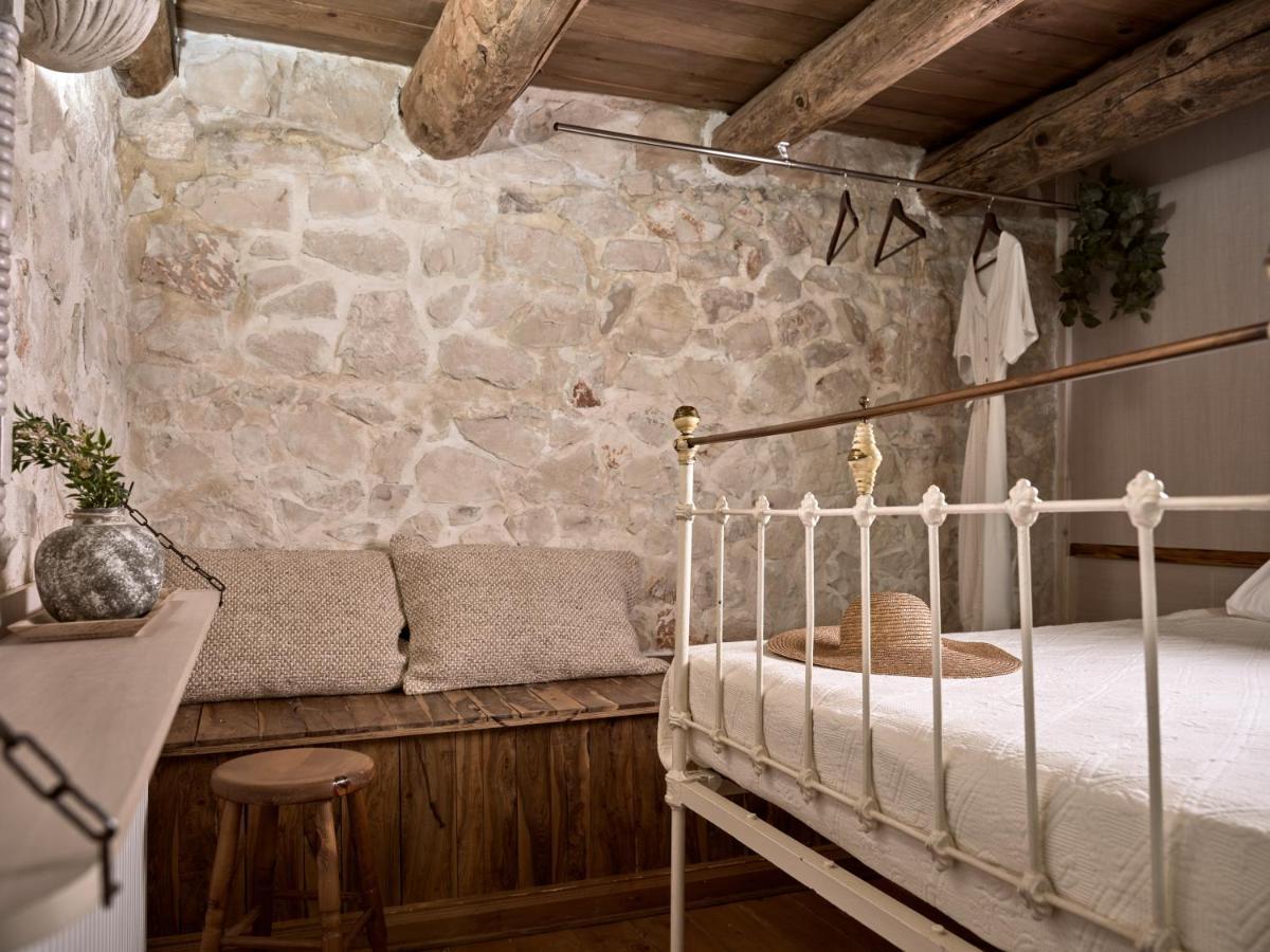 Vafias Villa - Tranquil Location, Ideal For Large Groups, By Zantewize Lithakia  Exteriör bild