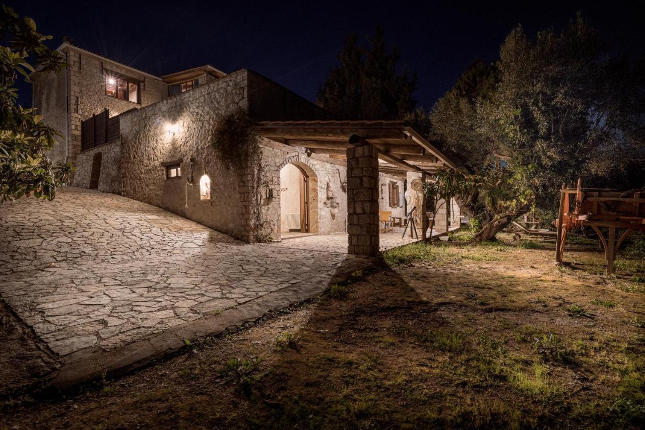 Vafias Villa - Tranquil Location, Ideal For Large Groups, By Zantewize Lithakia  Exteriör bild